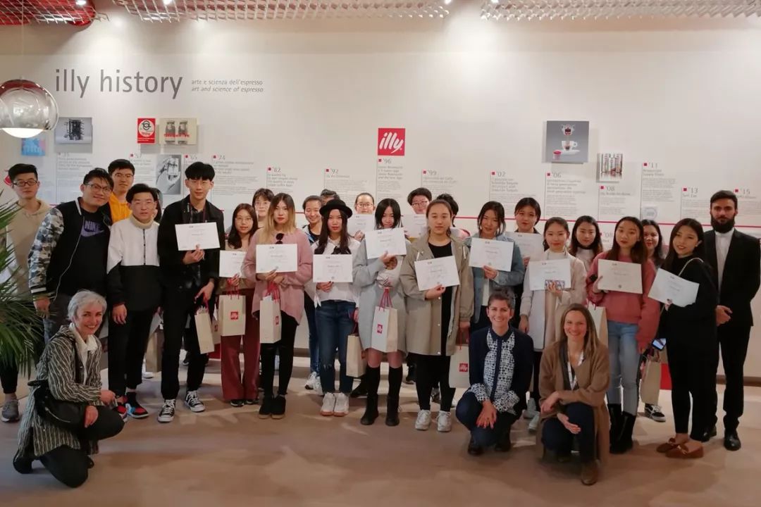 奢侈品修复学费大概多少_奢侈品修复学徒_奢侈品修复培训班费用